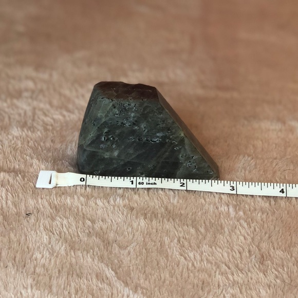 Flashy Labradorite Freeforms - Picture 6 of 9